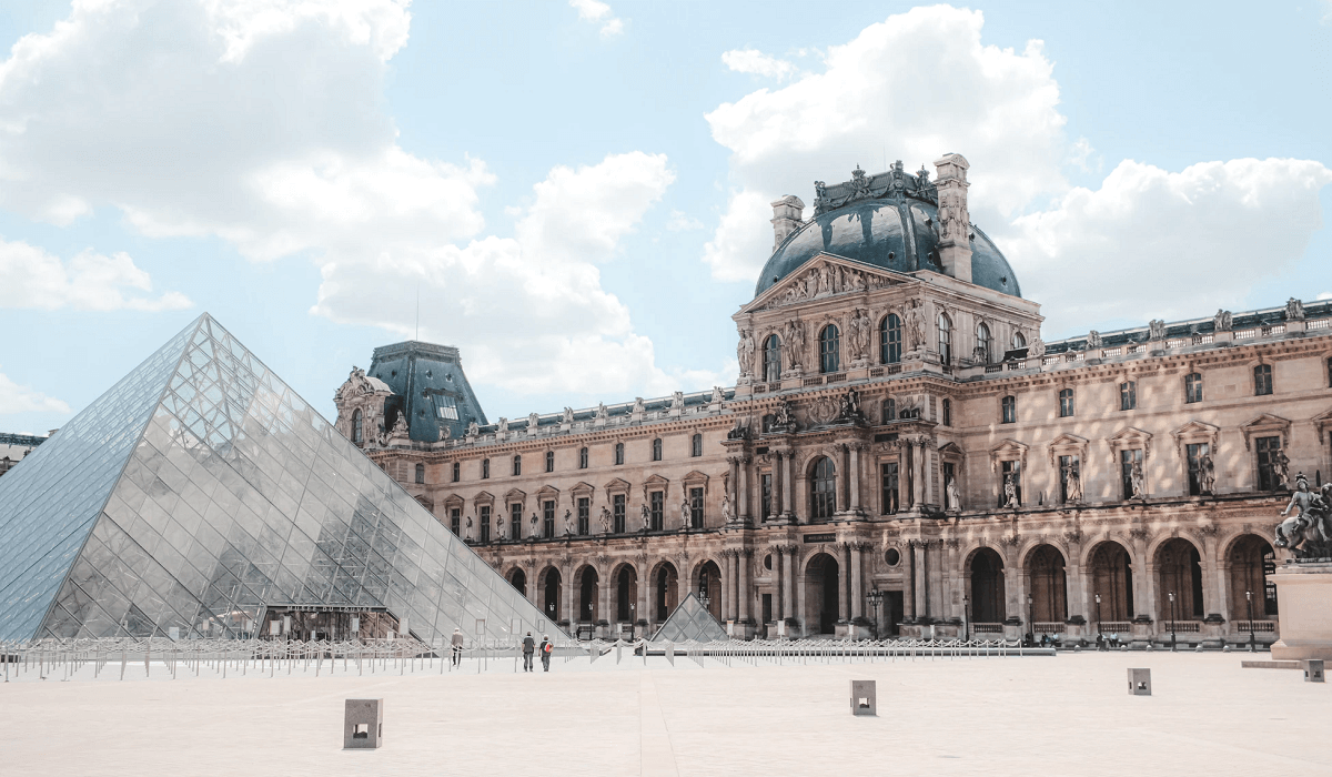 How to Visit the Louvre Online and See Its Entire Collection for Free