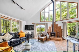 Best Airbnb Stays in Saugatuck, Michigan