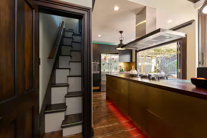 8 Best Airbnb Stays in Wellington, New Zealand 2026