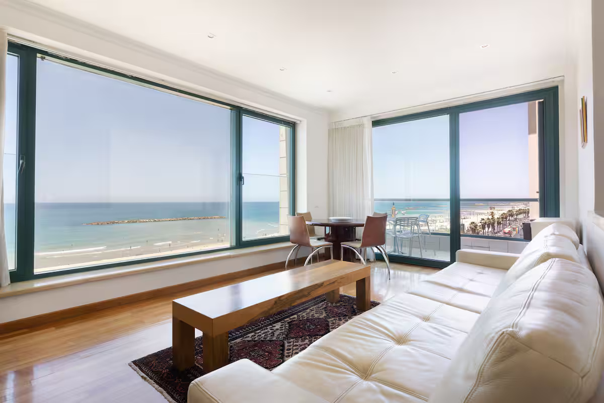Best Airbnb stays in Tel Aviv, Israel with Beach Views