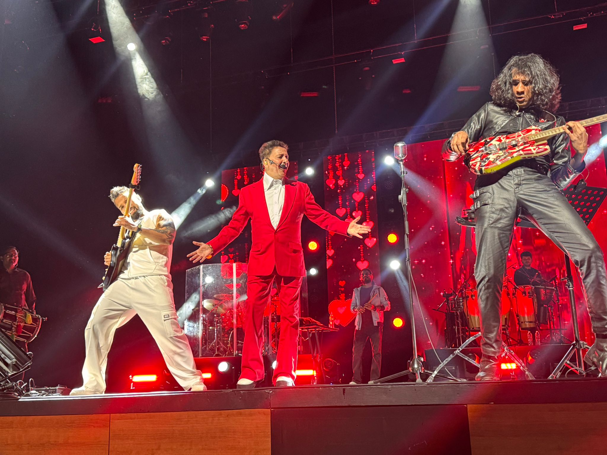 Bollywood’s Sukhwinder Singh Puts the ‘Sing’ in His Singapore Concert